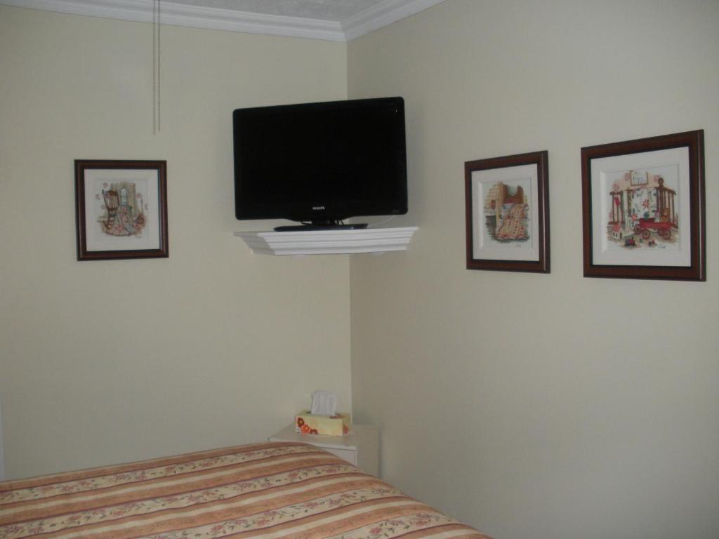 Cote'S Bed & Breakfast Гранд Фолс Стая снимка